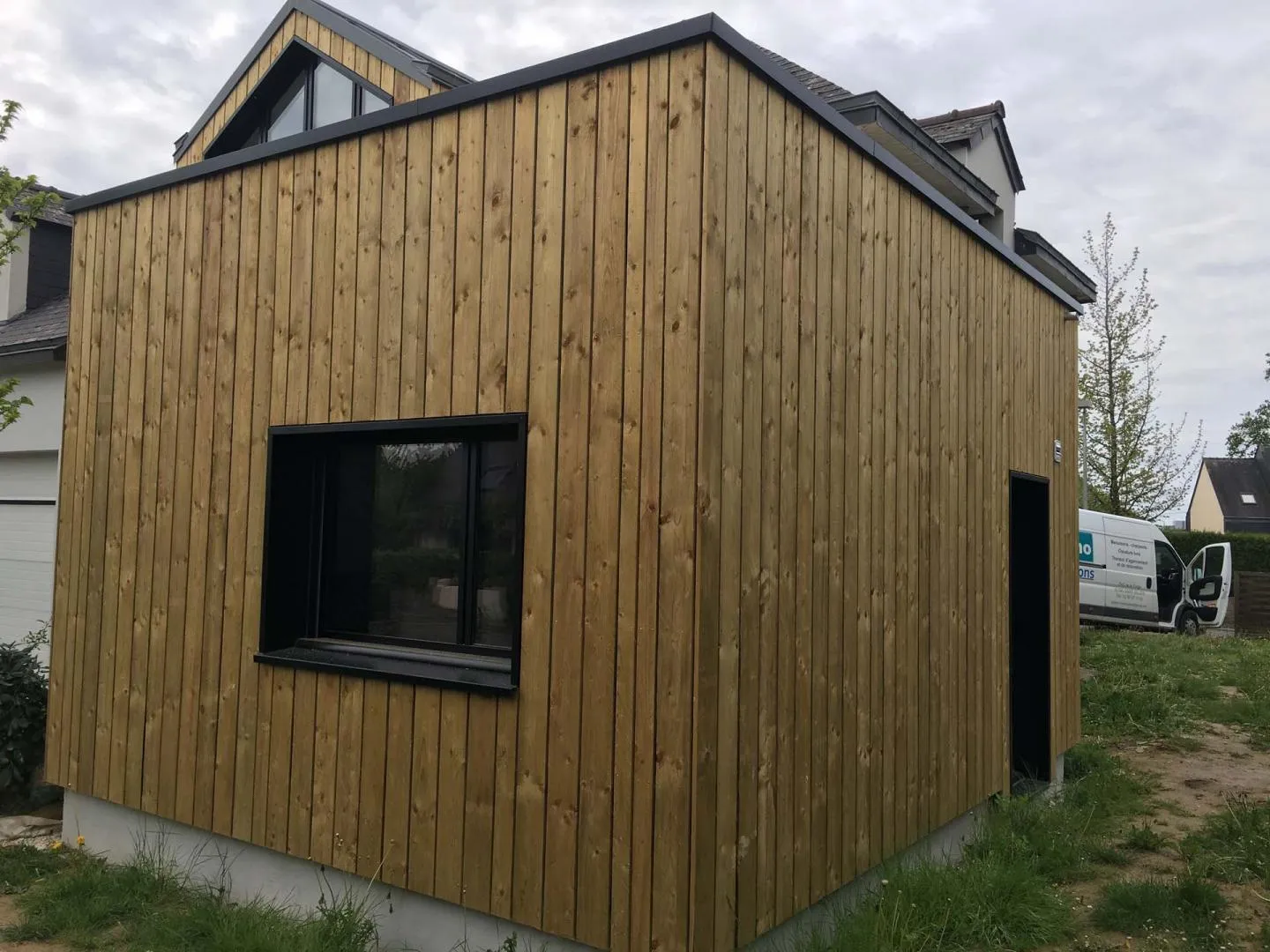 surelevation de maison bois broons